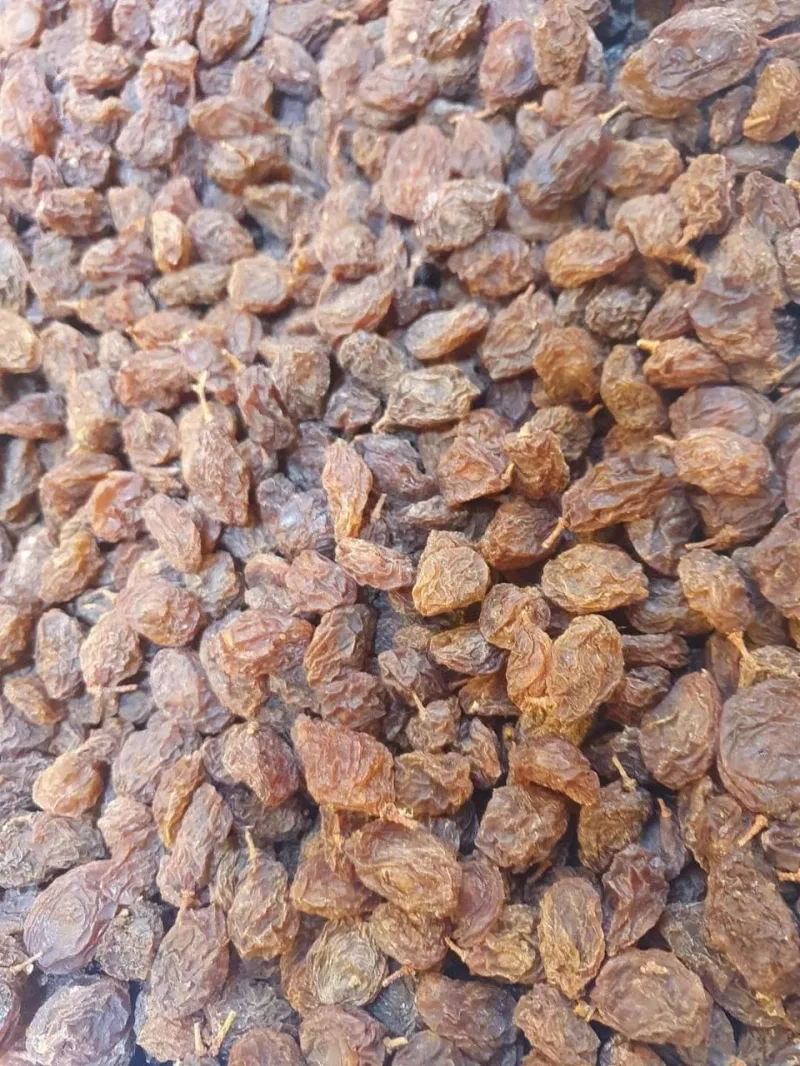 زبيب احمر 